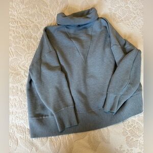 🦋OVERSIZE TURTLE NECK YOGA SWEATER🦋